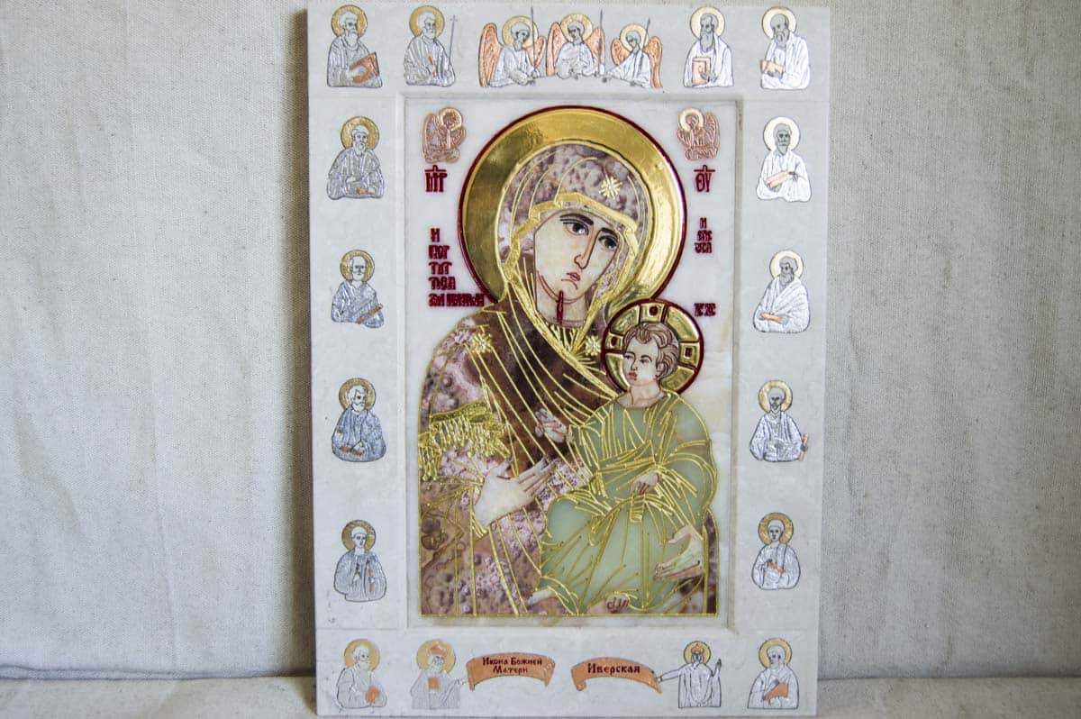 Икона Иверской Божией Матери № 1-25-10 из камня для молодоженов, изображение, фото 2