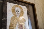 Икона Святого Николая Чудотворца инд. № 18 из мрамора, каталог икон, фото, изображение 1