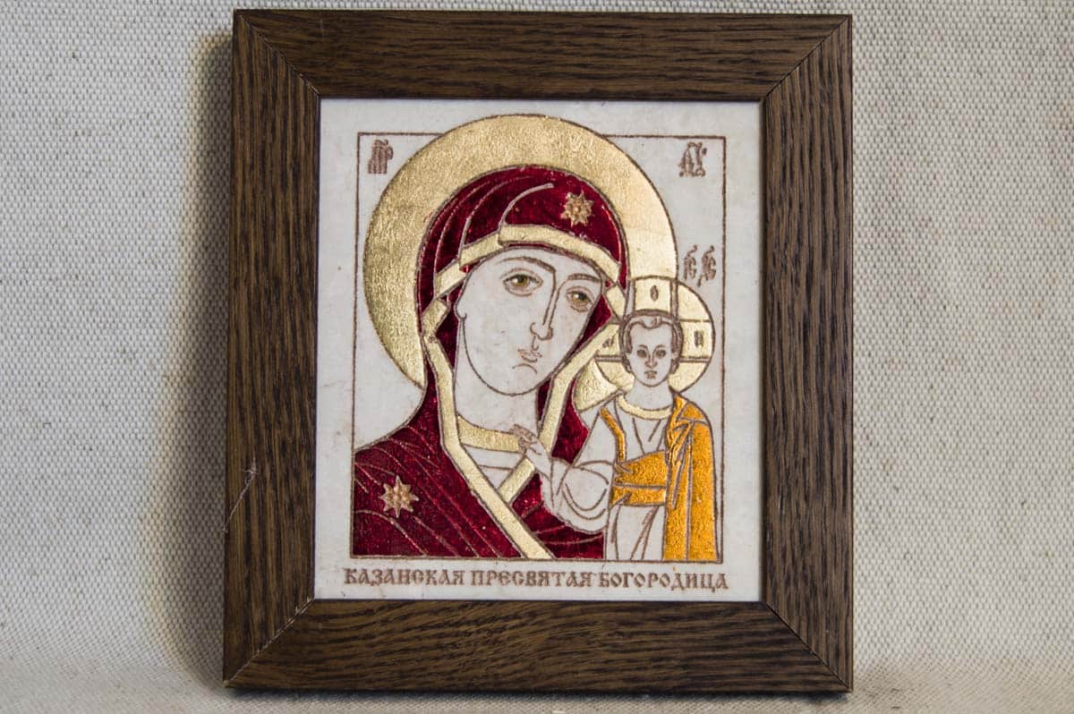 Икона Казанской Божией Матери № 7 из мрамора подарок, изображение, фото 1