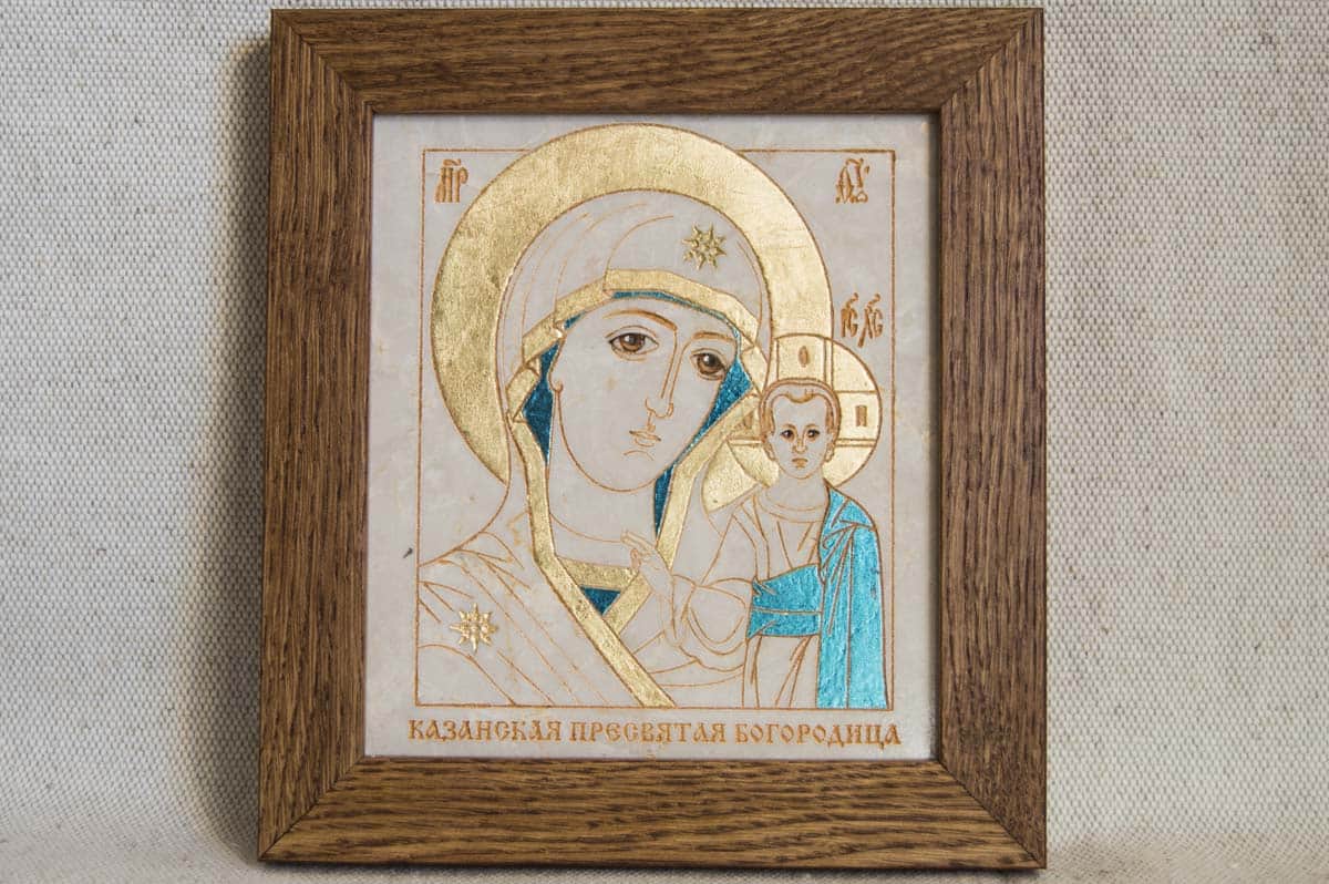 Икона Казанской Божией Матери № 12 из мрамора подарок, изображение, фото 1