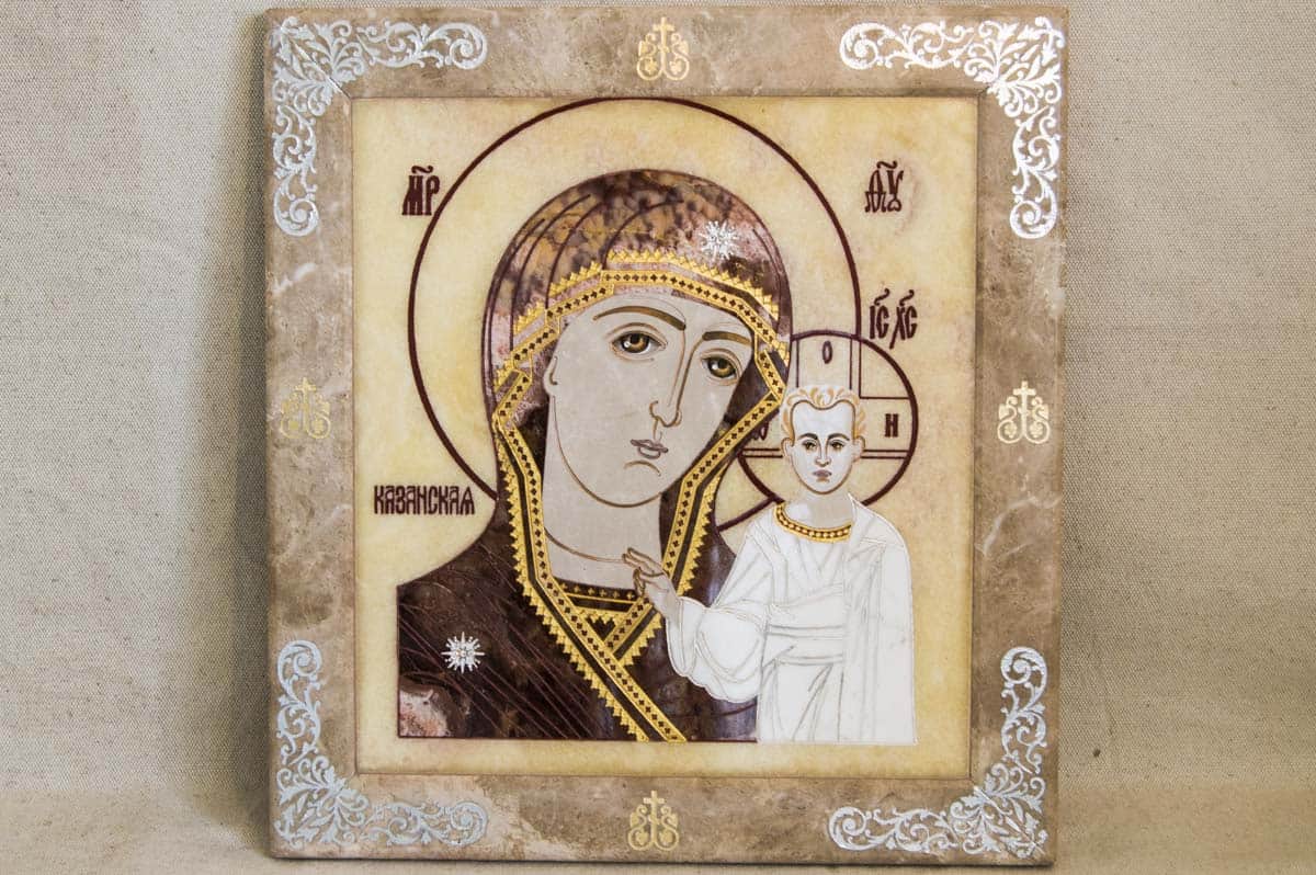 Резная Икона Казанской Божией Матери № 1-25-23 из мрамора, изображение, фото 1