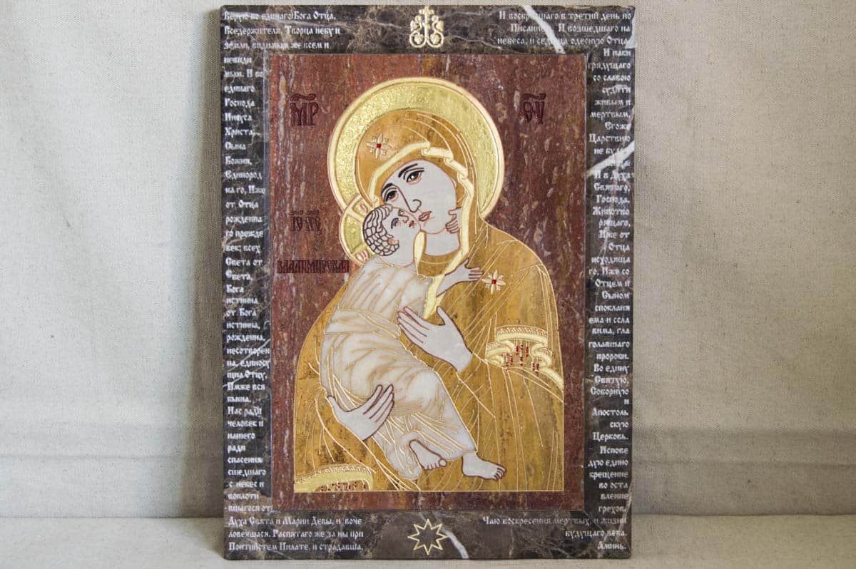 Икона Владимирской Божьей Матери из мрамора от Гливи