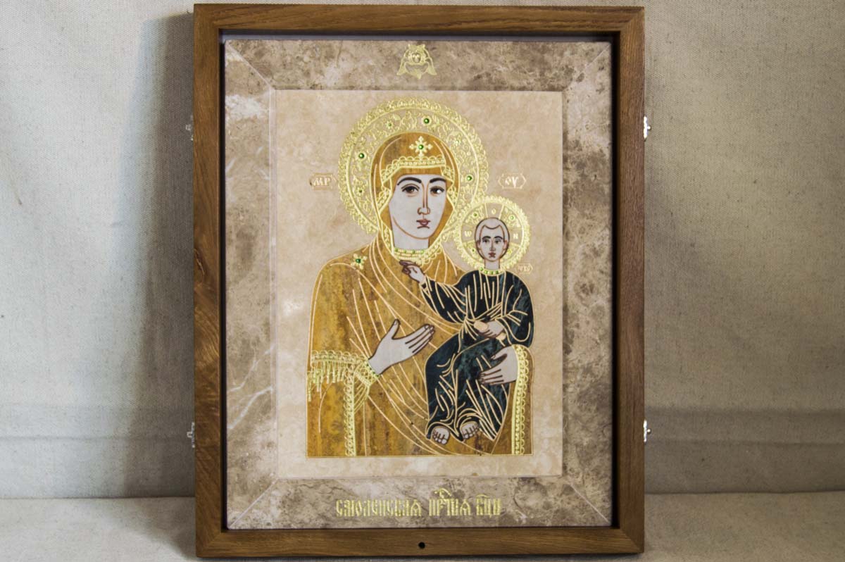 Икона Смоленской Божией Матери из мрамора от Гливи