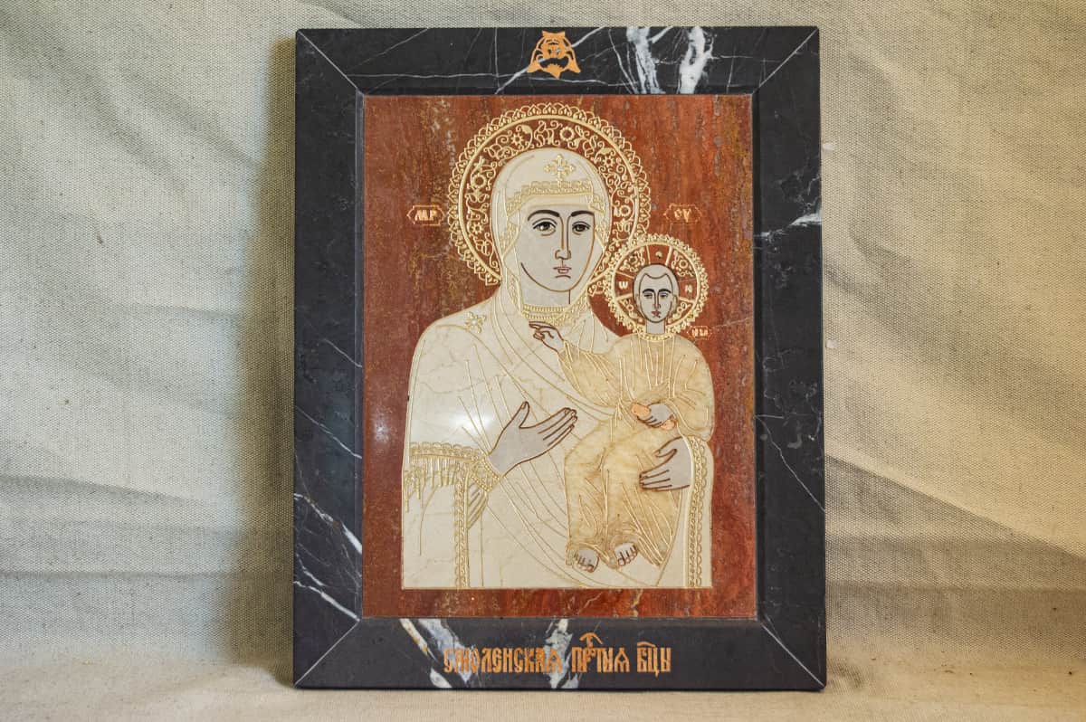 Икона Смоленской Божией Матери  № 1-12-7 из камня, изображение, фото 1