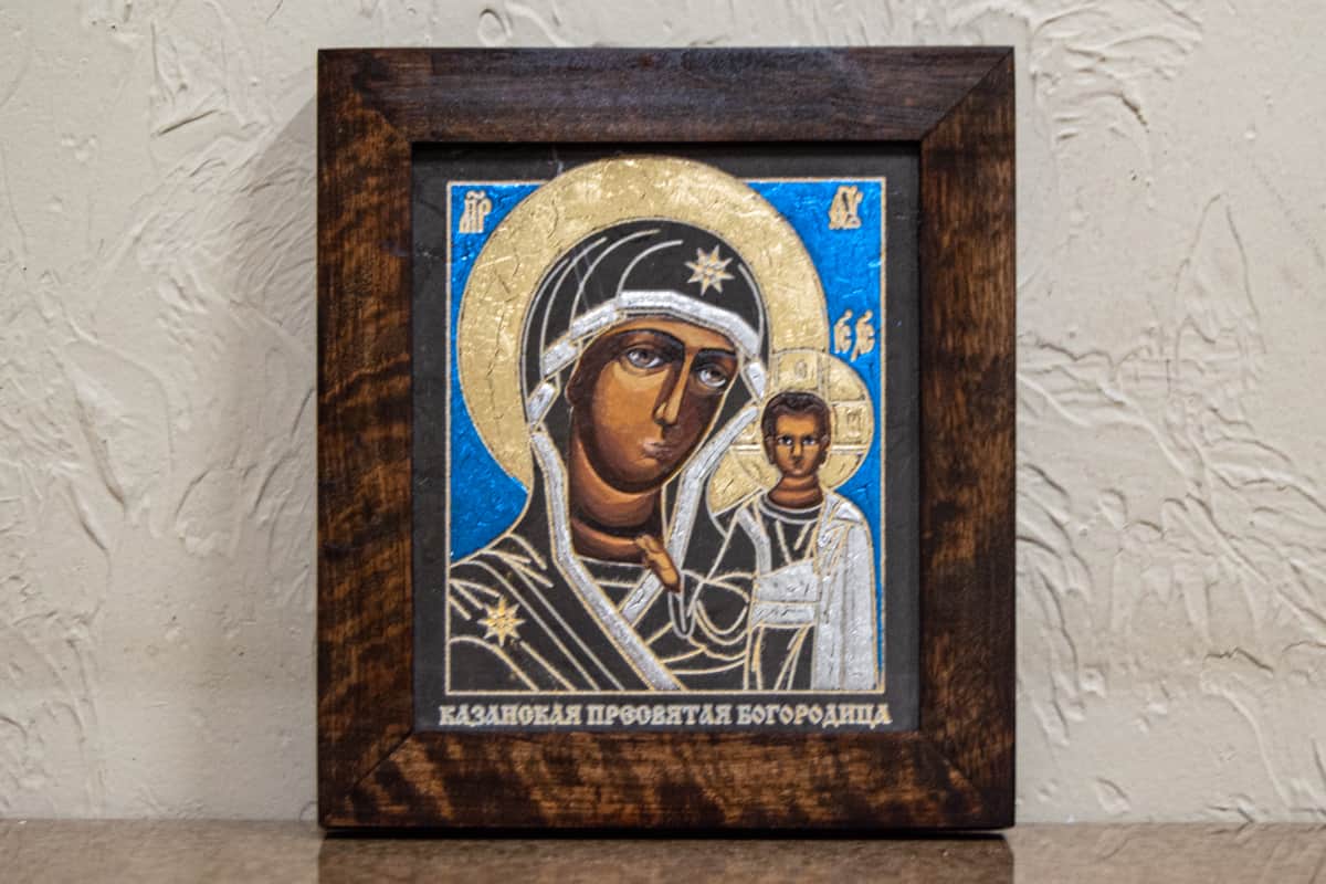 Икона Казанской Божией Матери № 29 в технике под старину из мрамора от Гливи, фото 1