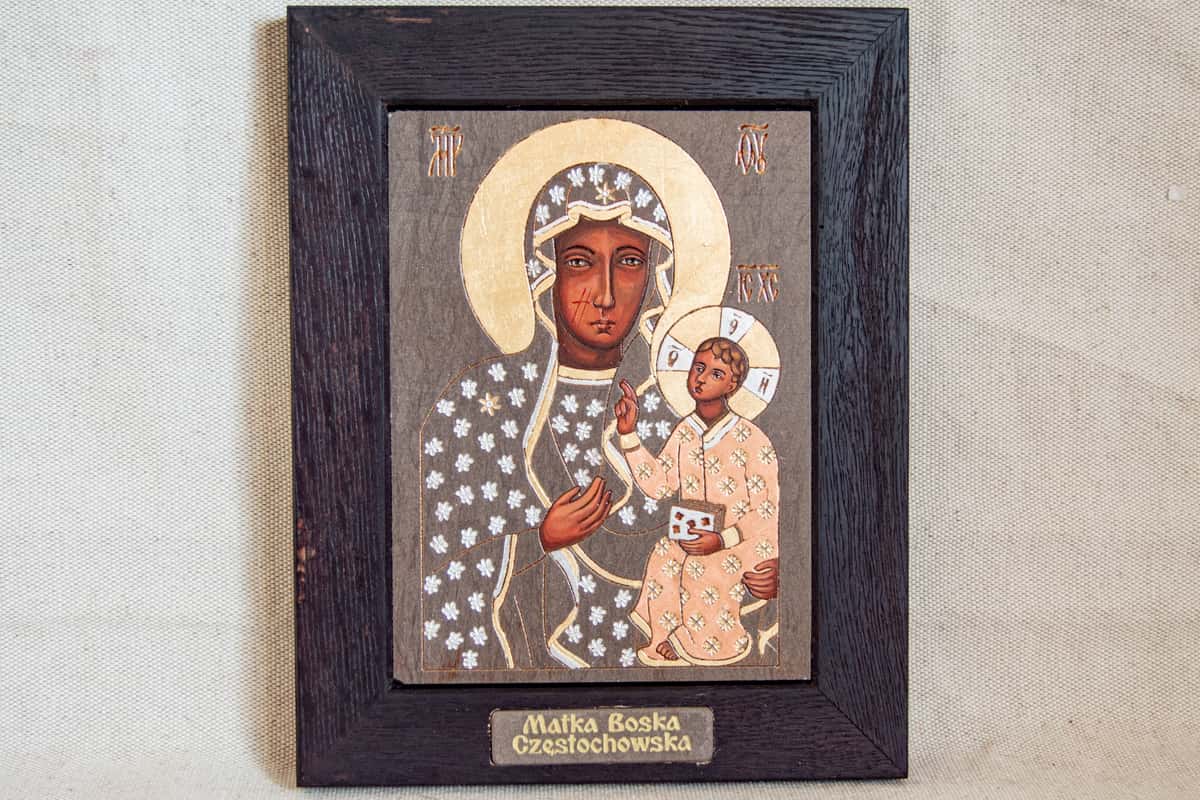 Ченстоховская икона из камня № 06, каталог икон в интернет-магазине, изображение, фото 1