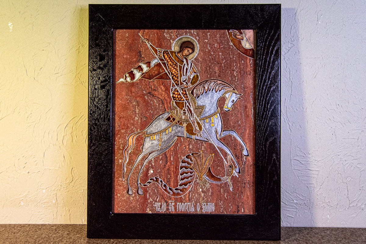 Икона Святого Георгия Победоносца № 03 из мрамора на коне, изображение, фото 1