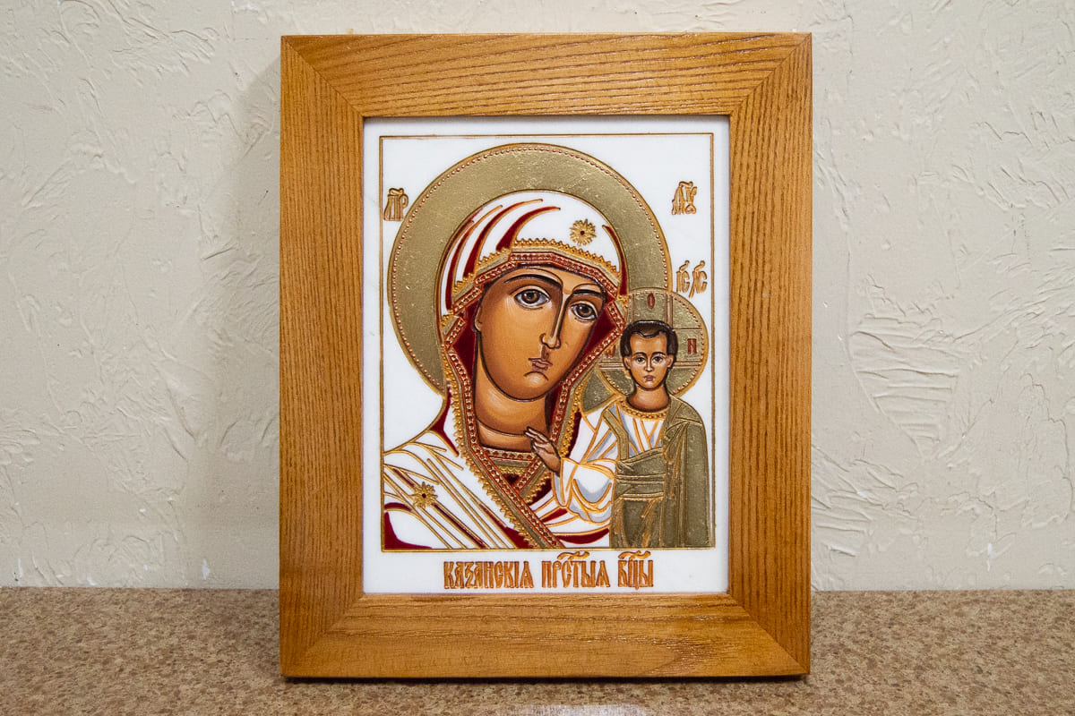 Икона Казанской Божией Матери № 5-32 из мрамора от Гливи, изображение, фото 1